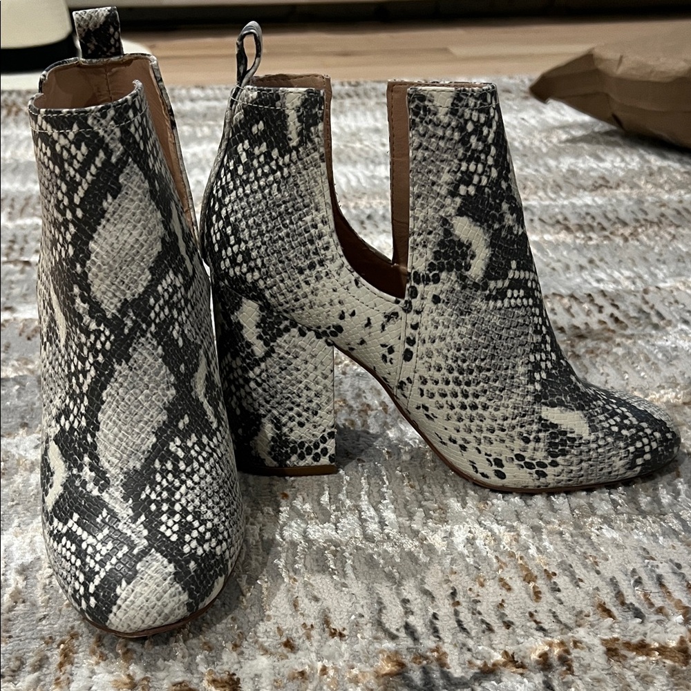 Steve Madden Black and White Snakeskin Ankle Booties